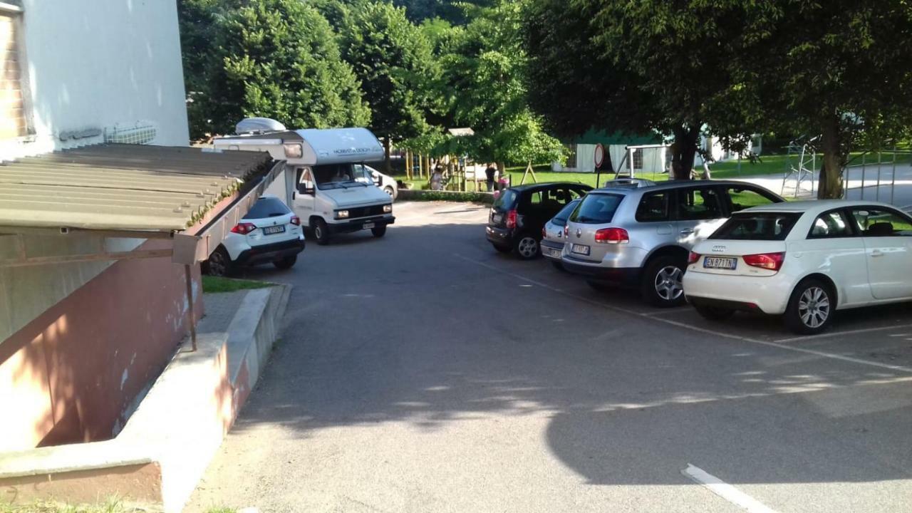 Willa Casa Indipendente Con Garage Agrano Zewnętrze zdjęcie