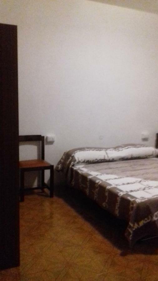 Willa Casa Indipendente Con Garage Agrano Zewnętrze zdjęcie